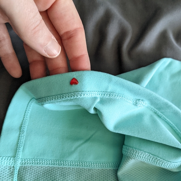 Lorna Jane Workout Tank - Picture 4 of 9